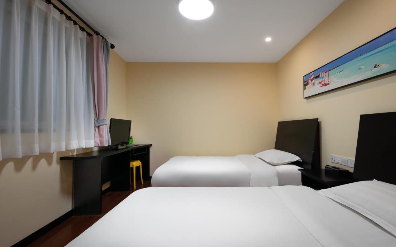 Spring Time Hostel--Nearby Tiananmen Square & Forbidden City & Wangfujing Street & Line 5,6 Subway Nearby,Free Wifi Beijing Exterior photo